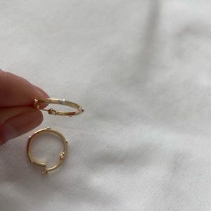 18karat gold 2 tone small hoop earring